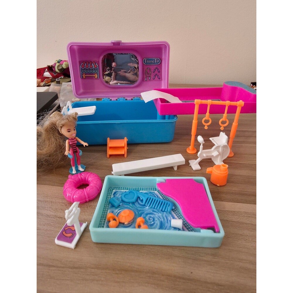Vintage gym caboodles playset